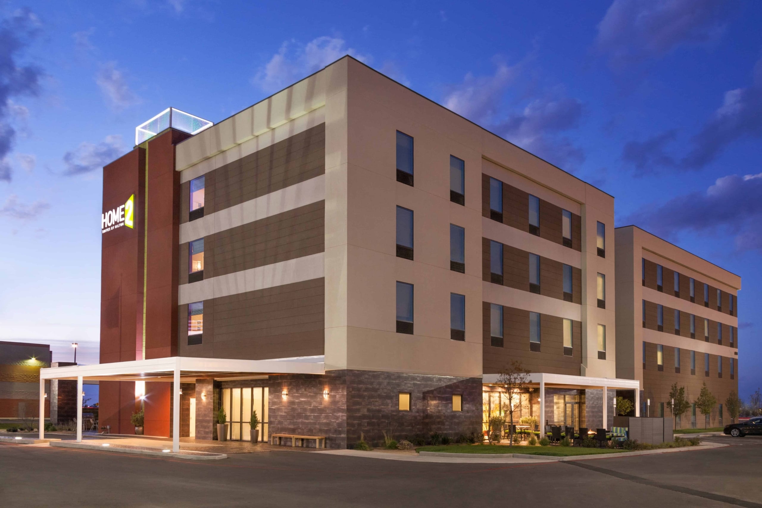 hotel home 2 suites